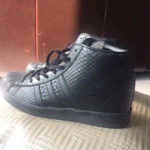 Adidas Wedge Hightops
